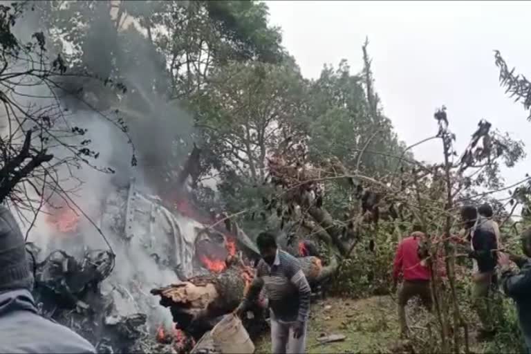 Kunoor Army Helicopter Crash  CDS Bipin Rawat and Family in crashed Helicopter  Ooty Army Chopper Crash  Bad weather army chopper crash Ootty  military persons images died in crash  സൈനിക ഹെലികോപ്‌ടർ അപകടത്തിൽ മരിച്ചവരുടെ ചിത്രങ്ങൾ  എംഐ 17V5 ഹെലികോപ്‌ടർ അപകടം  ഊട്ടി കുനൂർ ചോപ്പർ അപകടം