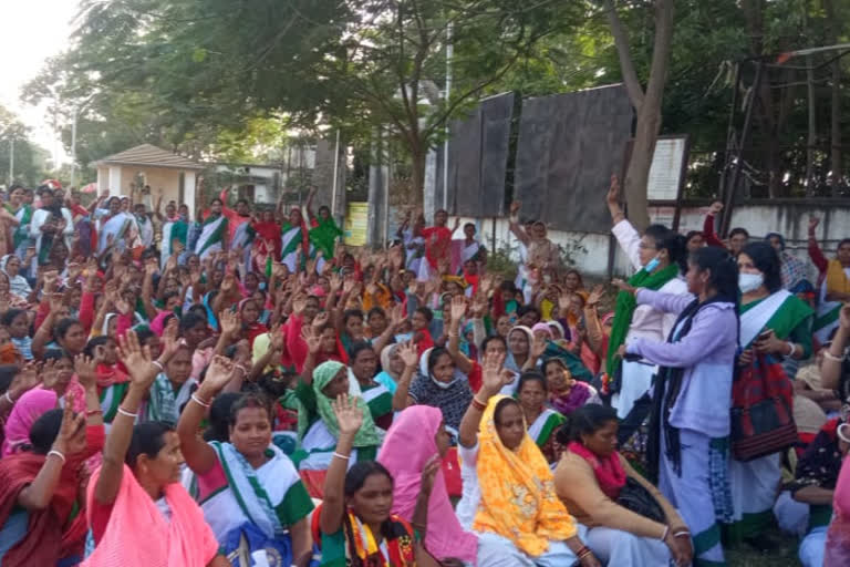 demonstration of Sahiya in Pakur