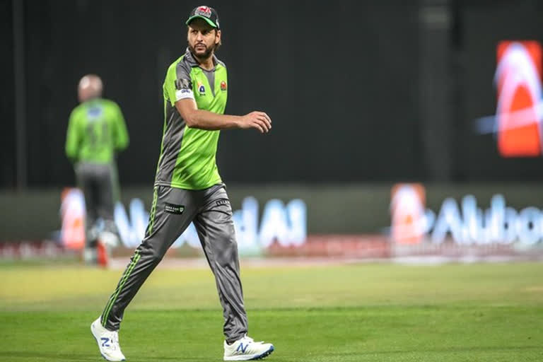 Shahid Afridi to play for Quetta Gladiators in his farewell PSL season