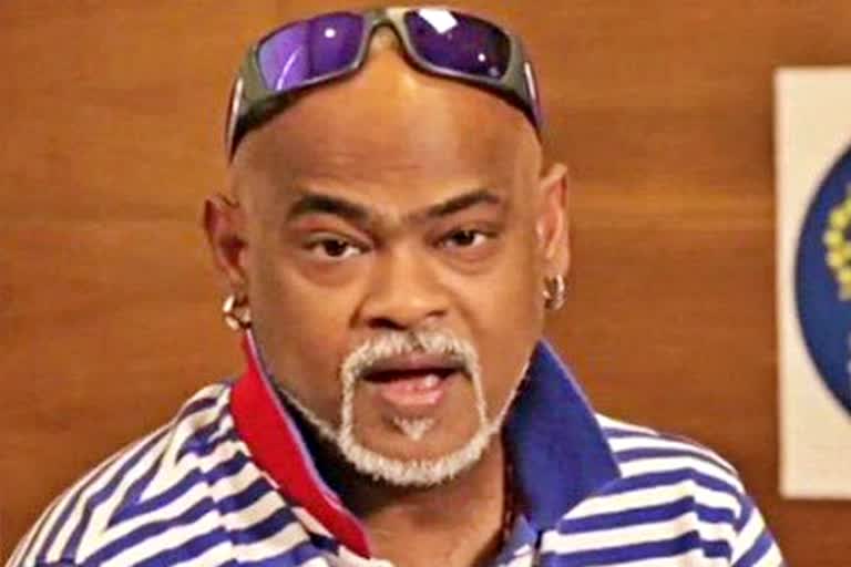 पूर्व क्रिकेटर विनोद कांबली  former cricketer Vinod Kambli  Vinod Kambli  विनोद कांबली  online fraud  साइबर ठगी  cyber fraud  बांद्रा पुलिस  Bandra Police  KYC अपडेट  Latest News  Sports News