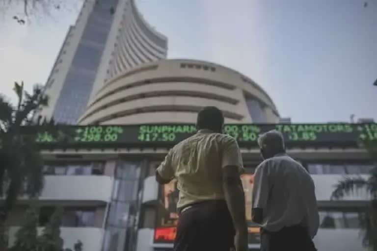 Stock Market India: છેલ્લા દિવસે ન જોવા મળ્યો ઉછાળો, સેન્સેક્સ 20 અને નિફ્ટી 5 પોઈન્ટ ગગડ્યો