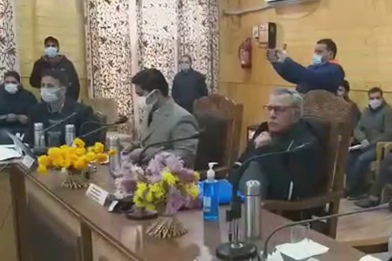 Advisor Farooq Khan Visits Bandipora