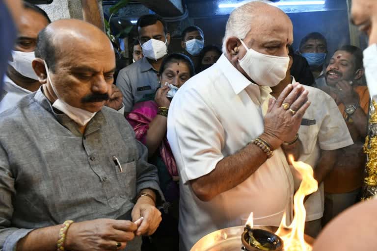 CM Bommai and ex cm yediyurappa visits ranganathaswamy temple