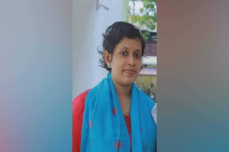 Father against husband in Elizabeth's death  Elizabeth's death kottayam  കടുത്തുരുത്തി സ്വദേശിനി ആത്മഹത്യ ചെയ്‌തു  എലിസബത്തിന്‍റെ മരണം  എലിസബത്തിന്‍റെ ഭർത്താവിനെതിരെ പിതാവ്  Father against Elizabeth's husband