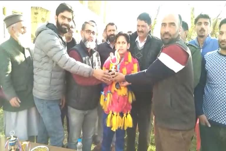 Trade association Thana Mandi felicitates Abu Amaz