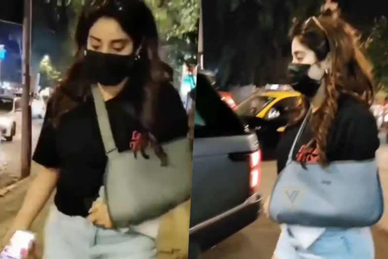 Janhvi Kapoor spotted wearing arm sling