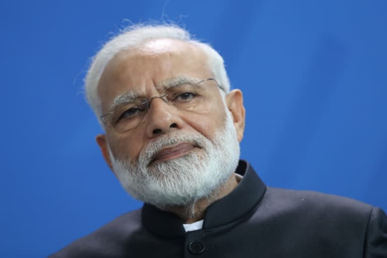 PM Modi twitter