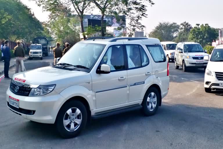 Mehangai Hatao Rally 2021, CM Gehlot reached jaipur airport