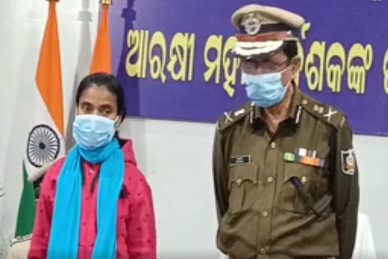 odisha Woman Maoist