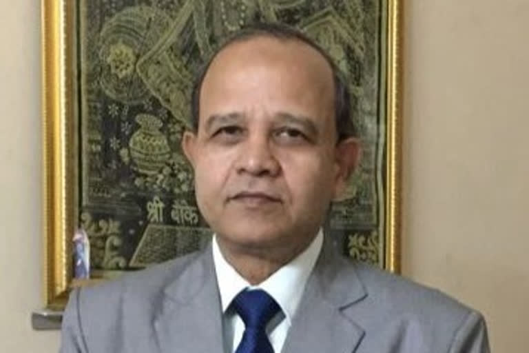 Neuro surgeon Dr YR Yadav became the first chairman of MP-CG