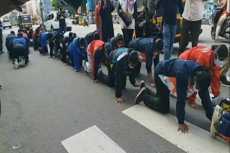 Athletes Protest Trivandrum  government called for discussion  Sports Quota Appointment protest  സമരം ശക്തമാക്കി കായികതാരങ്ങള്‍  കായികതാരങ്ങളെ ചര്‍ച്ചയ്‌ക്ക്‌ വിളിച്ച്‌ സര്‍ക്കാര്‍