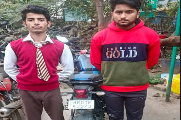 दानापुर में दो बाइक चोर चढ़े पुलिस के हत्थे