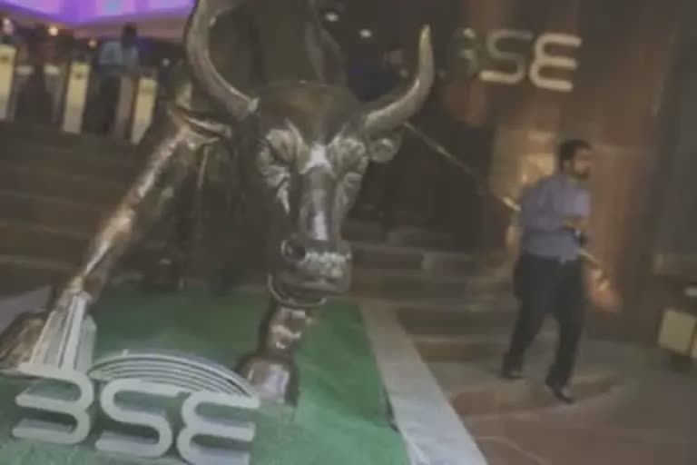 Stock Market India: બીજા દિવસે નિરાશાજનક શરૂઆત, સેન્સેક્સ 382 પોઈન્ટ ગગડ્યો