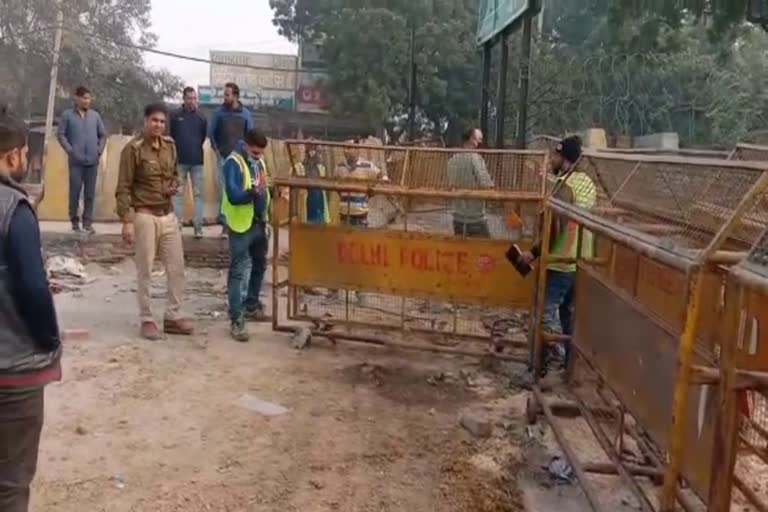 concrete wall removed at singhu border