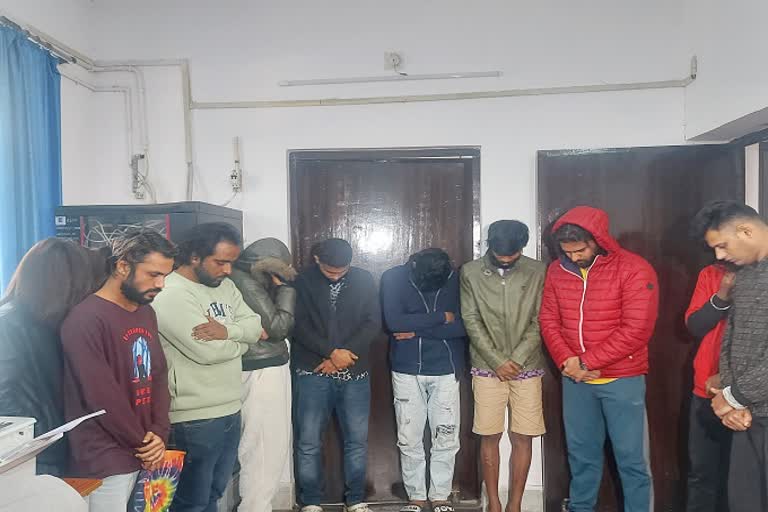 Udaipur Police raids fake call center