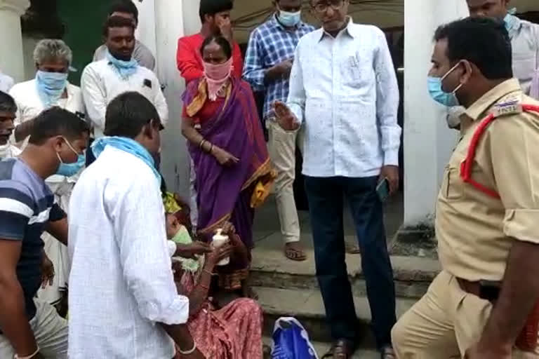 Farmer Family Protest at Both