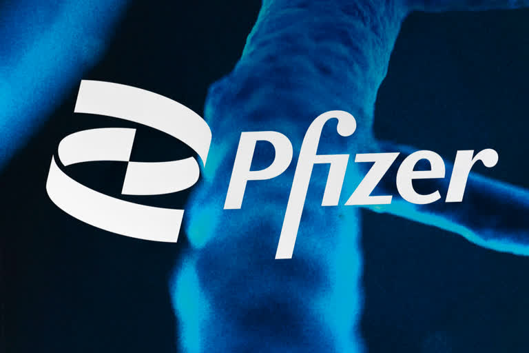 Pfizer says its experimental COVID pill appears effective against the omicron variant