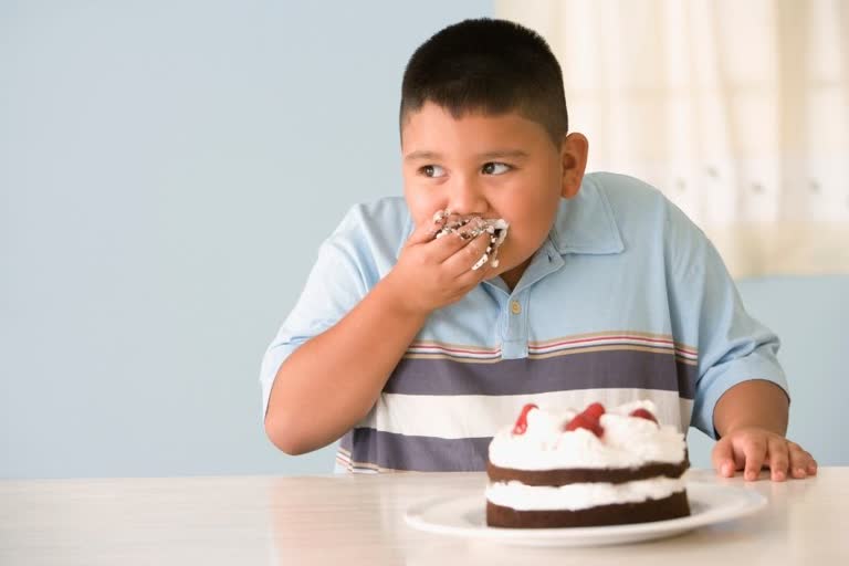 Overweight kids may develop heart complications, heart health in kids, obesity in children, childhood obesity
