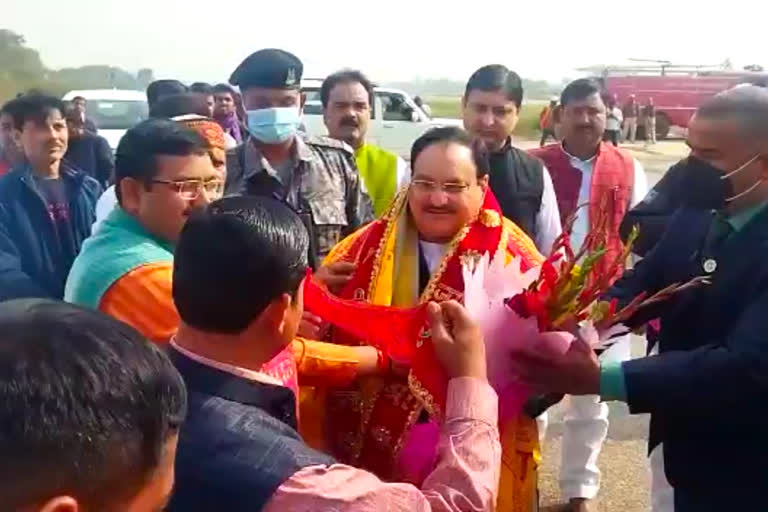 BJP President JP Nadda and eight Chief Ministers reached Ayodhya for darshan