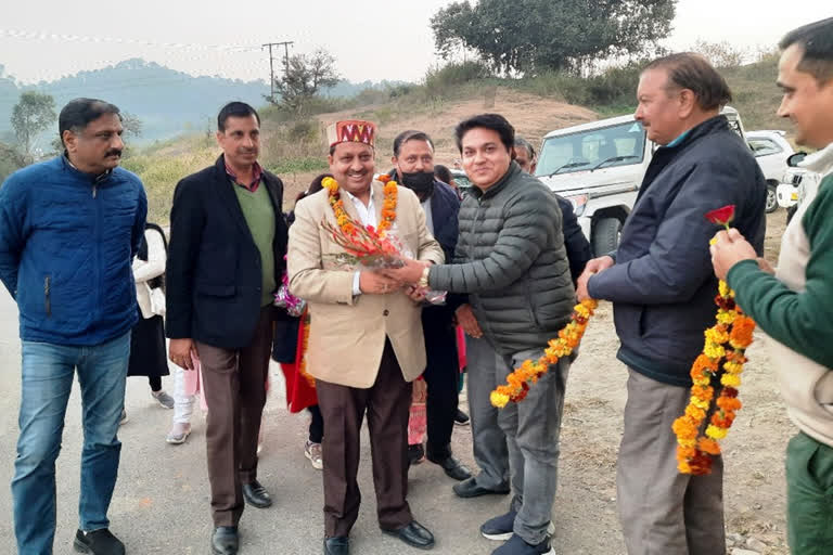 Virender Kanwar inaugurated Kangra Haat