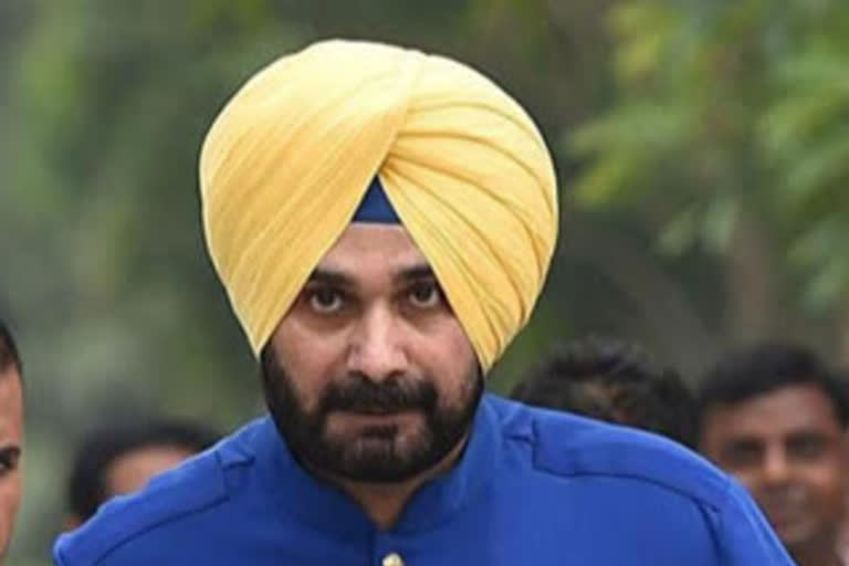 Sidhu sparks off speculations