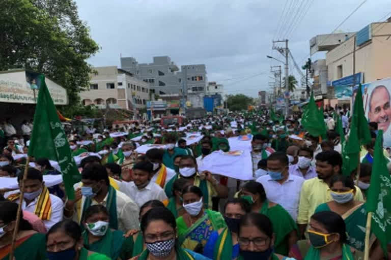 Amaravati farmers