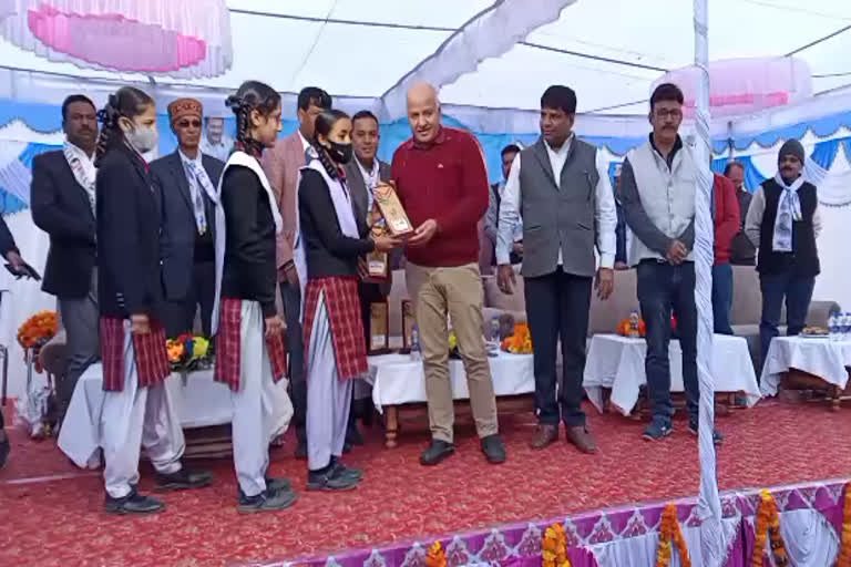 manish-sisodia-addressed-public-rally-at-adams-inter-college-in-almora