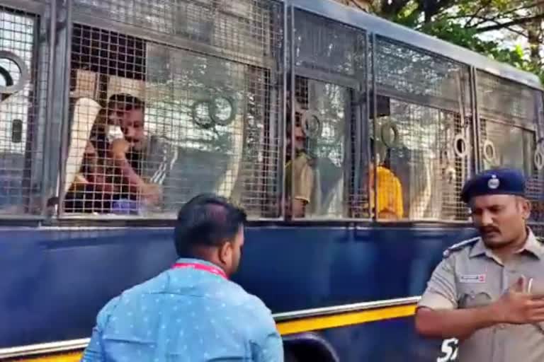 Belagavi Riot, 27 accused sent to judicial custody, MES workers sent to judicial custody, Belagavi news, ಬೆಳಗಾವಿ ಗಲಭೆ, 27 ಆರೋಪಿಗಳಿಗೆ ನ್ಯಾಯಾಂಗ ಬಂಧನ, ಎಂಇಎಸ್​ ಕಾರ್ಯಕರ್ತರಿಗೆ ನ್ಯಾಯಾಂಗ ಬಂಧನ, ಬೆಳಗಾವಿ ಸುದ್ದಿ,