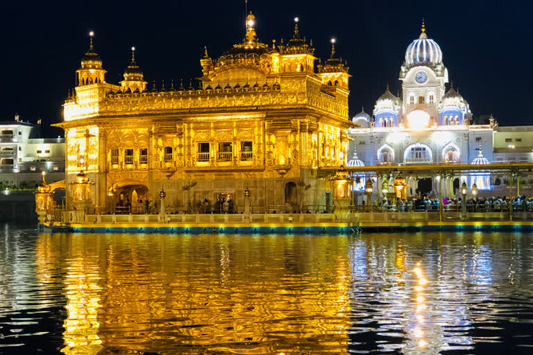 desecrated-sikh-holy-place-sri-harmandir-sahib