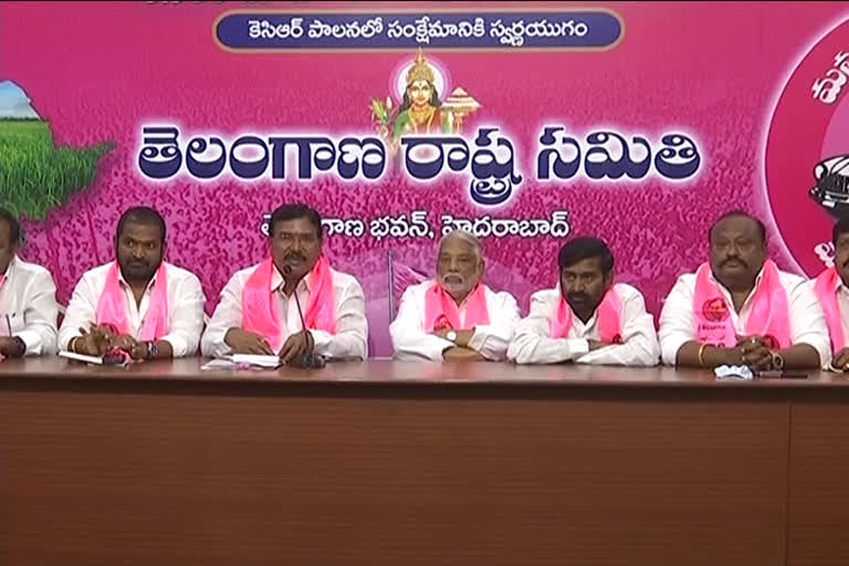 telangana ministers and MPs team reached to Delhi
