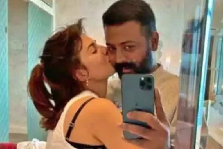 Jacqueline Fernandez is lying Sukesh Chandrashekhar claim to ED