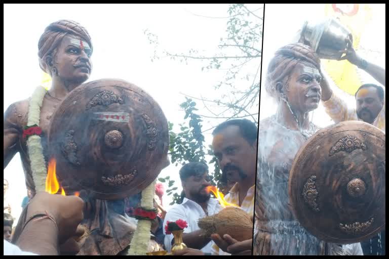 Sangolli Rayanna's new statue installed