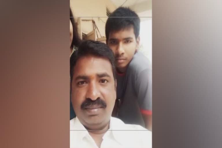 man kills himself after son death  telangana man hangs himself  father son died in two days in telangana  തെലങ്കാന മകന്‍ അച്ഛന്‍ മരണം  ജന്മദിനം ആഘോഷം സസ്പെന്‍ഷന്‍ വിദ്യാര്‍ഥി ആത്മഹത്യ  മകന്‍ മരണം അച്ഛന്‍ ആത്മഹത്യ