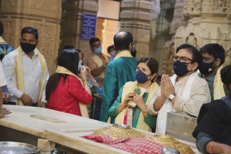 Dilip Joshi visit Somnath Mahadev : તારક મહેતા કા ઉલ્ટા ચશ્માના કલાકાર દિલીપ જોશી ઉર્ફે જેઠાલાલે સોમનાથ મહાદેવના કર્યા દર્શન