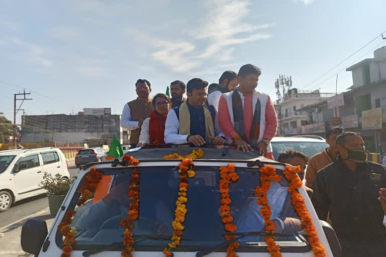 Tejasvi surya grand road show in dehradun