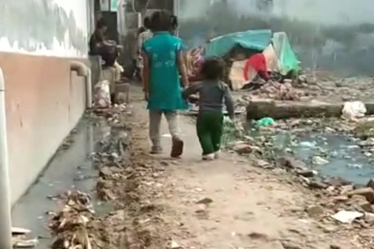 people facing problem in shiv vihar colony of delhi