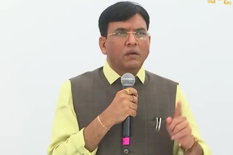 Minister Mansukh Mandaviya