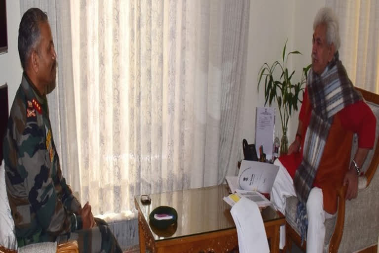 General Officer Commanding 15 Corps discusses J-K security situation with Lt Governor