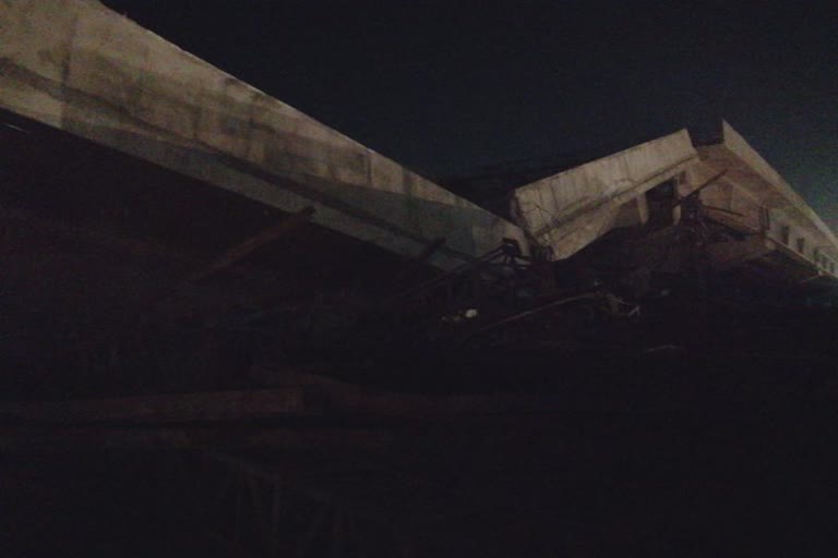 Bridge Collapses in Ahmedabad: અમદાવાદમાં બોપલથી શાંતીપુરા જતો બ્રિજ થયો ધરાશાયી, સદનસીબે મોટી દુર્ઘટના ટળી