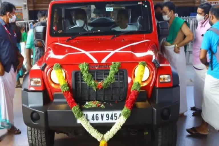 Finally temple admin hands over 'God's' vehicle to lone bidder