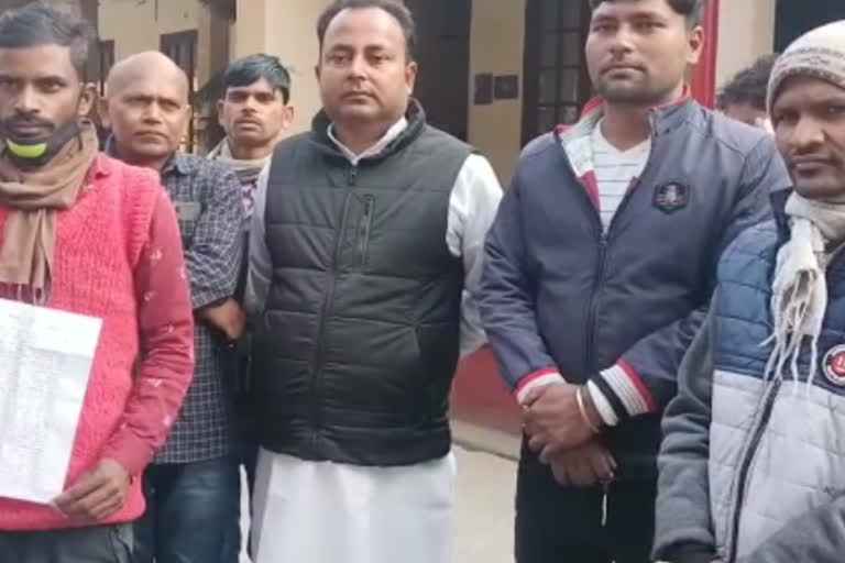 SP से मिले पीड़ित के परिजन