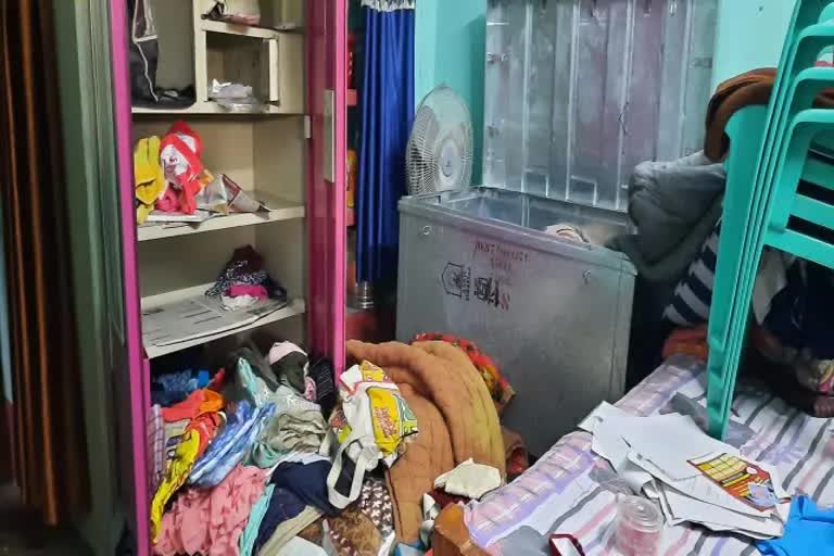 Theft at Siddhi Vinayak Apartment in ranchi