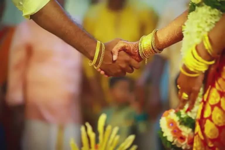 Kerala HC allows online marriage : Omicron ના કારણે લગ્નમાં આવેલું વિઘ્ન હાઈકોર્ટે દૂર કરી આપ્યું