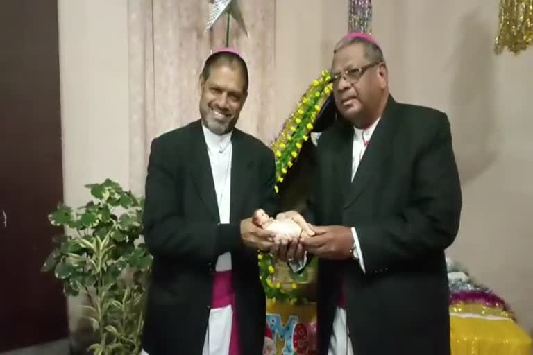 christmas-will-celebrate-with-poor-said-archbishop-in-jharkhand