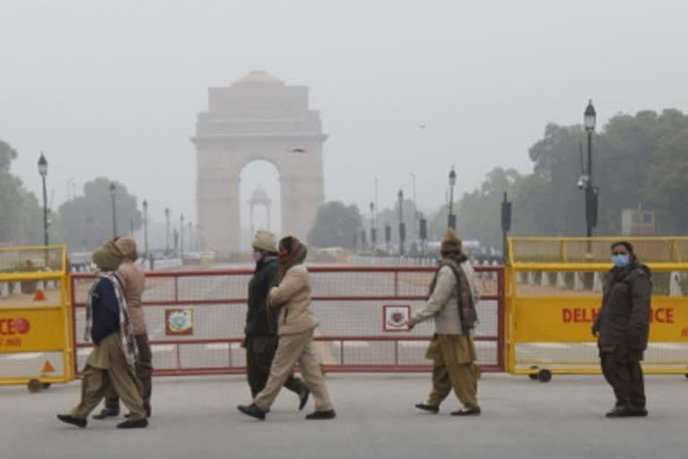 Delhi pollution still remains "Severe', AQI recorded 432