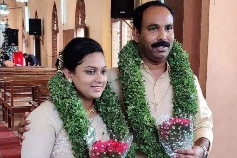 konni aruvapulam panchayat  reshma mariam roy married  kerala latest news  രേഷ്‌മ മറിയം വിവാഹിതയായി  ഏറ്റവും പ്രായം കുറഞ്ഞ പഞ്ചായത്ത് പ്രസിഡന്‍റ്  കേരളം പുതിയ വാർത്തകള്‍