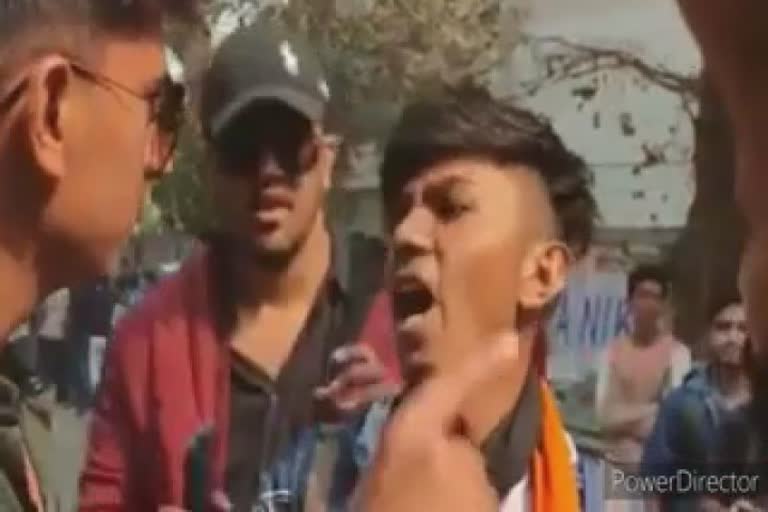 ABVP Raging in GLS College 2021 : વિદ્યાર્થી જૂથોની બબાલમાં પરાણે જયશ્રી રામના નારા બોલાવડાવવાનો વિવાદ