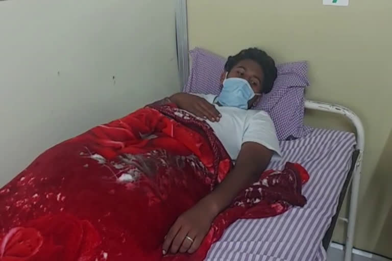 idukki ragging  student hospitalized after ragging in kerala  ഇടുക്കി വിദ്യാര്‍ഥി റാഗിങ്  ക്രിസ്‌മസ് ആഘോഷം റാഗിങ്