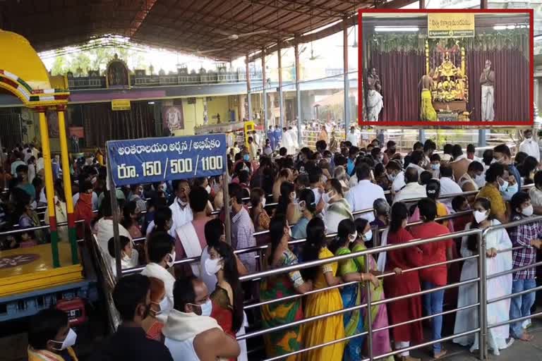 devotees crowd in bhadrachalam