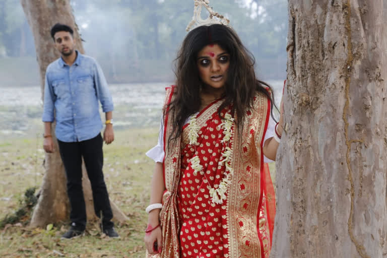 ranita-das-in-souptik-chakrabortys-horror-comedy-manihara